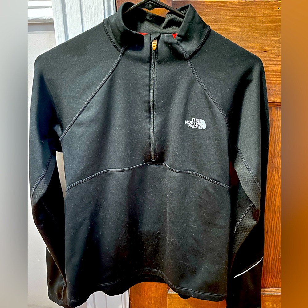 North Face Bundle: Flight Series 1/4 Zip Jacket Pullover WMN Small & Wool Cap